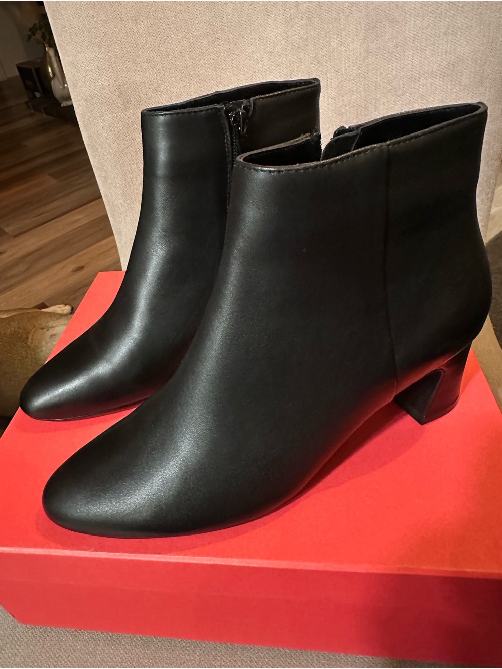Vaneli Womens Dany Ankle Boots Black Nappa Leather Block Heel Zip size 7.5 new